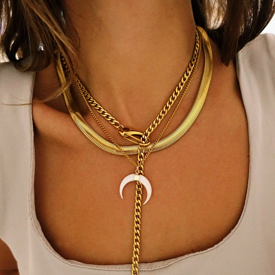 MASSIVE CHAIN NECKLACE